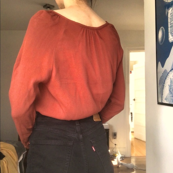 Rust coloured blouse 💫🥃 - Picture 2 of 5